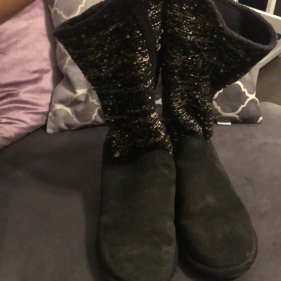 Sparkle Ugg boots - Picture 2 of 3